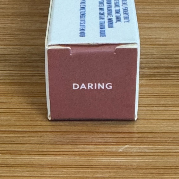 Treslúce Beauty Liquid Lip Tint In Shade Daring - Picture 4 of 6